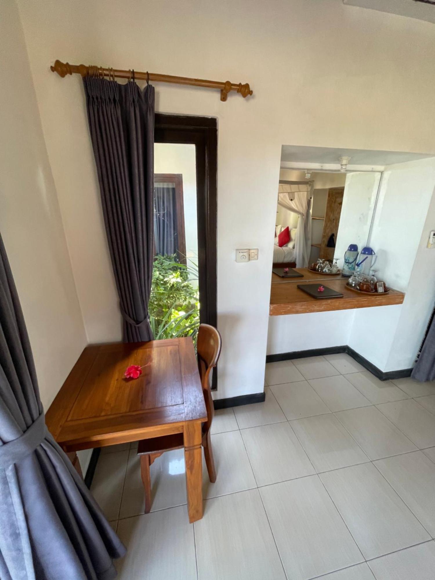 The Bbq Guest House Amed Esterno foto