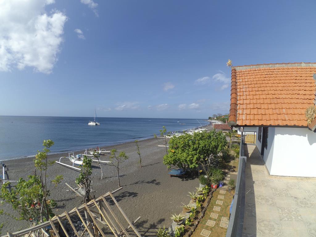 The Bbq Guest House Amed Camera foto