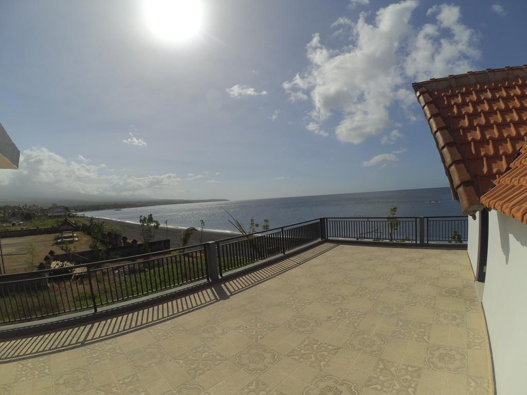 The Bbq Guest House Amed Camera foto